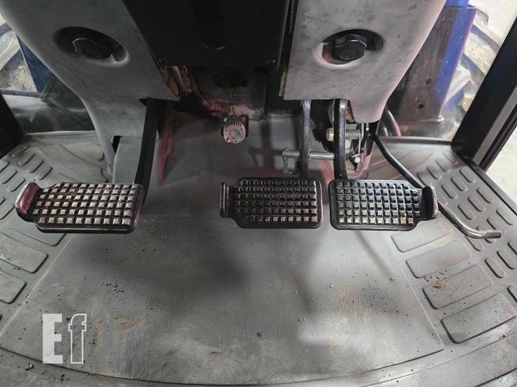 new-holland-tl100a-image-32