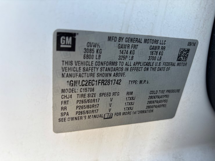 2015-chevrolet-tahoe-image-14