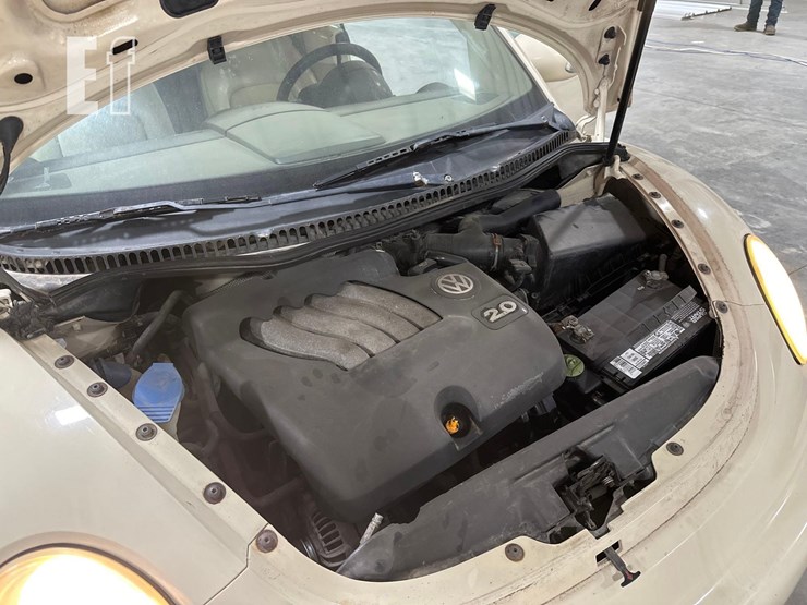 2005-volkswagen-beetle-image-15