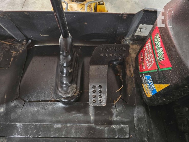 2014-deere-310k-image-25