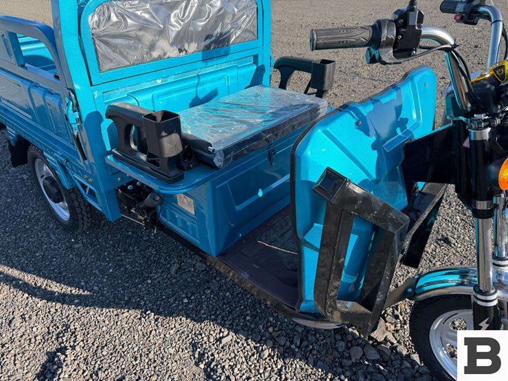 2025-ir-iret13-electric-tricycle-image-10