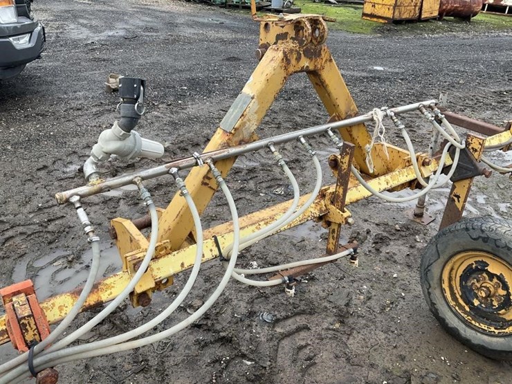 marvin-21'-3-pt-spray-boom-attachment-image-6