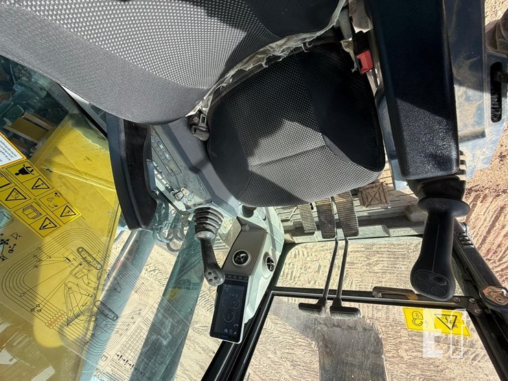 2022-xcmg-xe210u-image-20