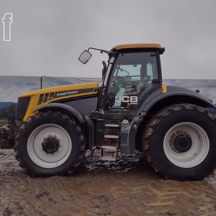 JCB FASTRAC 8250