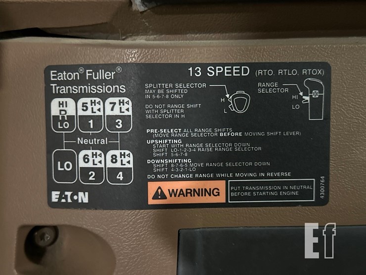 2012-mack-granite-gu713-image-23