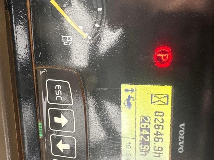 2014-volvo-sd75-image-24