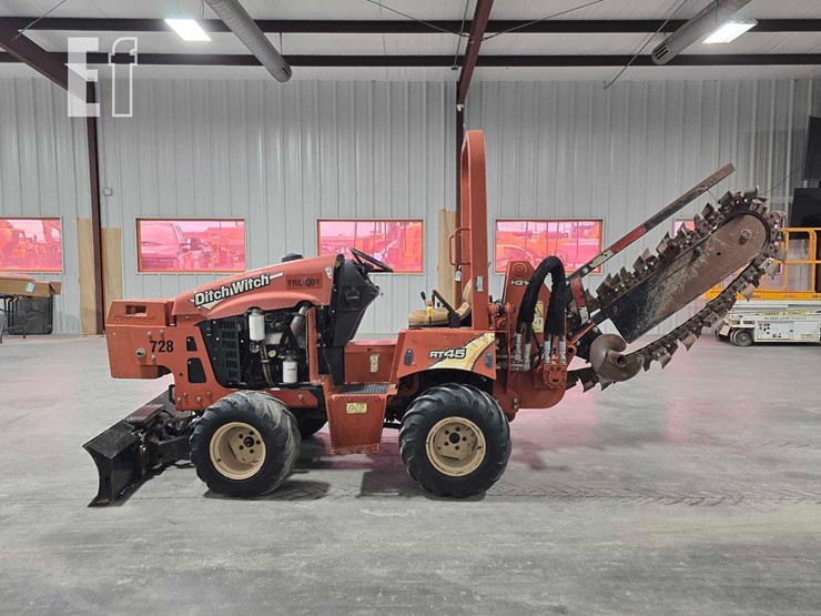 2015-ditch-witch-rt45-image-5