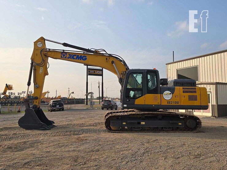 2022-xcmg-xe210u-image-5