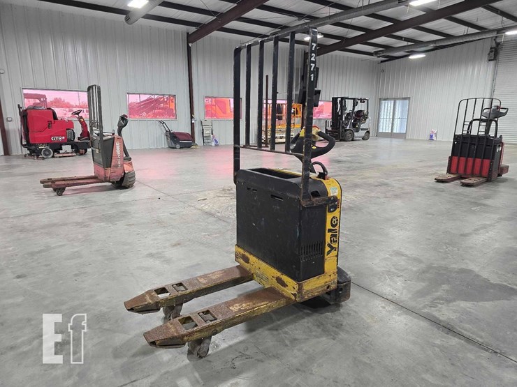 2009-yale-mpb040e-image-1