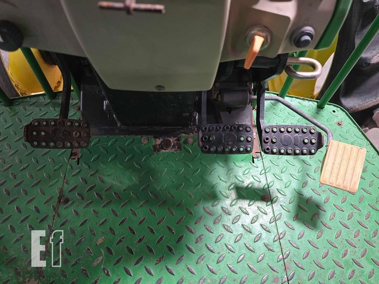 john-deere-6230-image-13