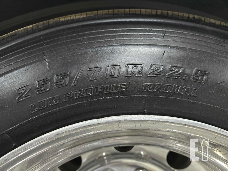 2004-international-paystar-5900-image-13