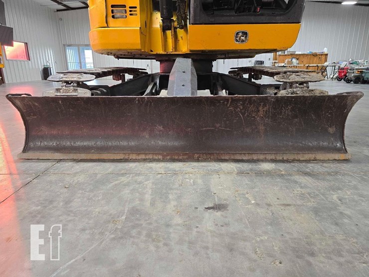 2016-deere-75g-image-14