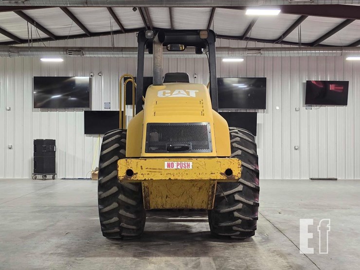 2005-caterpillar-cp-563e-image-8