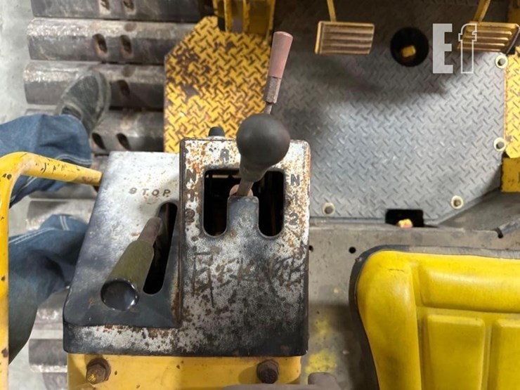 1989-komatsu-d21p-image-17