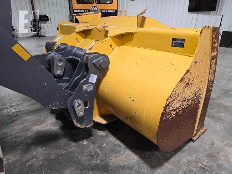 2022-deere-444-p-tier-image-13