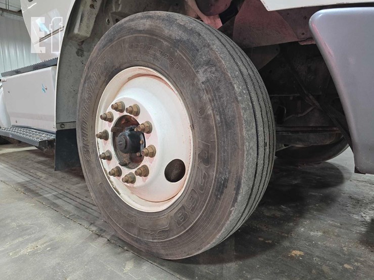 2017-international-transtar-8600-image-28