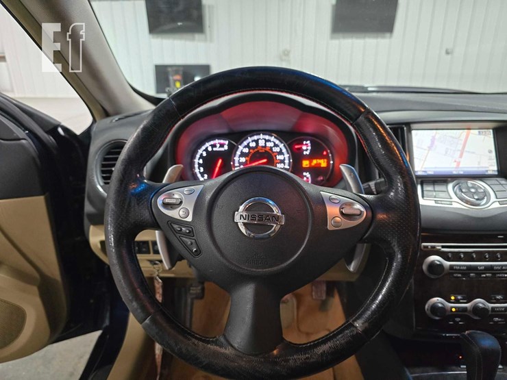 2011-nissan-maxima-image-11