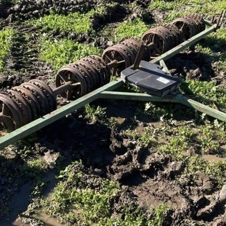 (Offsite) BRILLION 14' Bed Ring Roller