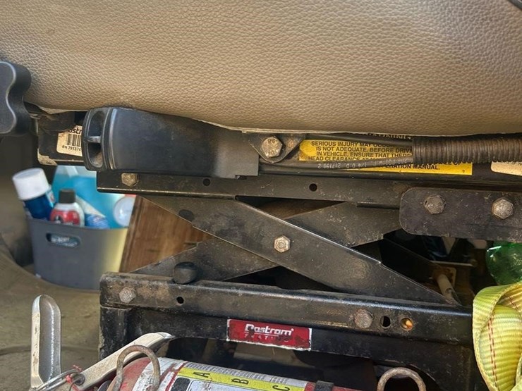 2008-sterling-l8500-image-50