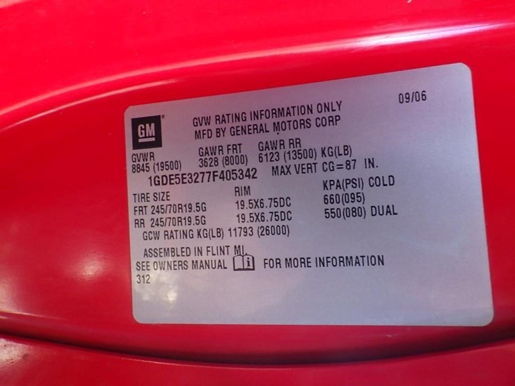 2007-gmc-c5500-crew-cab-16'-s/a-flatbed-truck-image-30