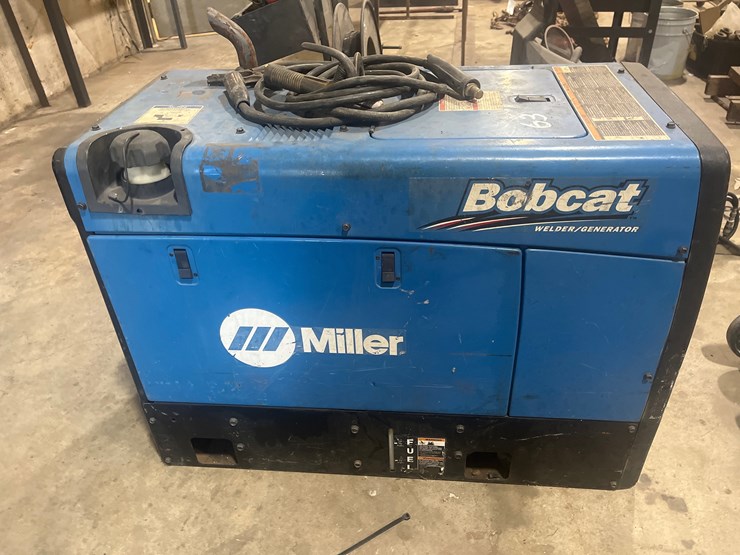 #63-•-miller-bobcat-250-welder-with-leads-image-5