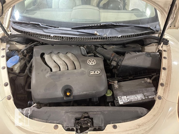 2005-volkswagen-beetle-image-14