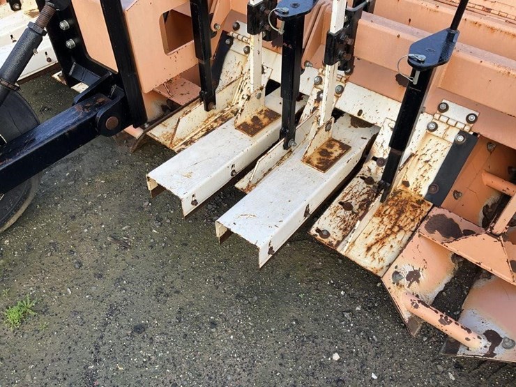 lws-3-pt-5-row-60"-pto-"lay-by"-mulcher-image-11