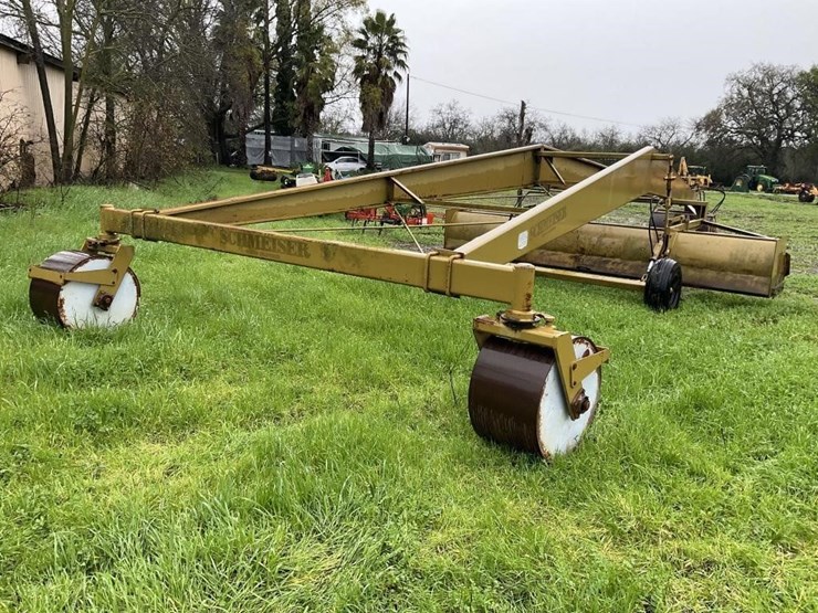 (offsite)-schmeiser-18'x40'-triplane-image-6