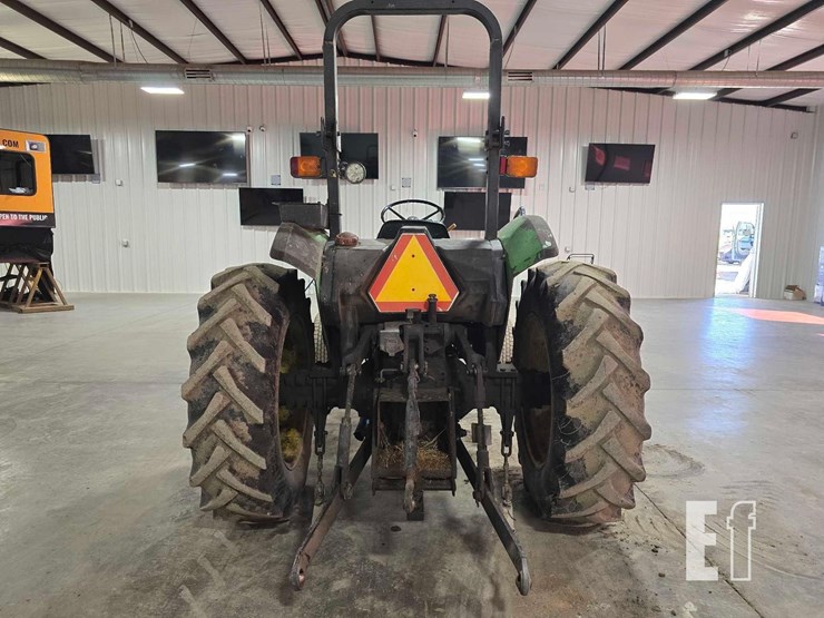 2000-john-deere-5210-image-8