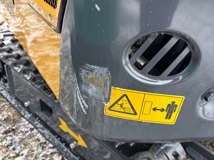 #2007-•-unused-qk18r-mini-excavator-image-5