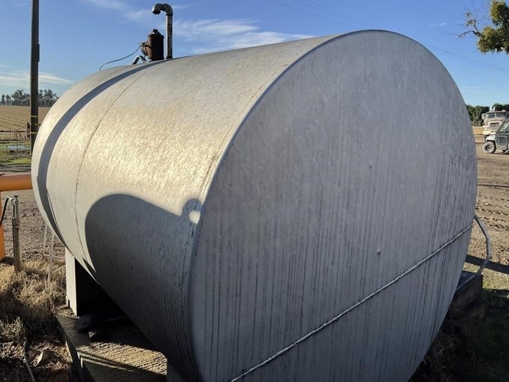 2000g-steel-fuel-tank-image-2