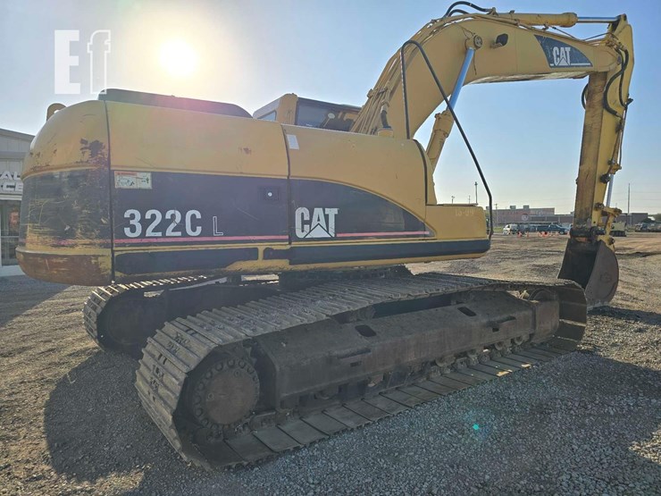 2005-caterpillar-322c-image-5