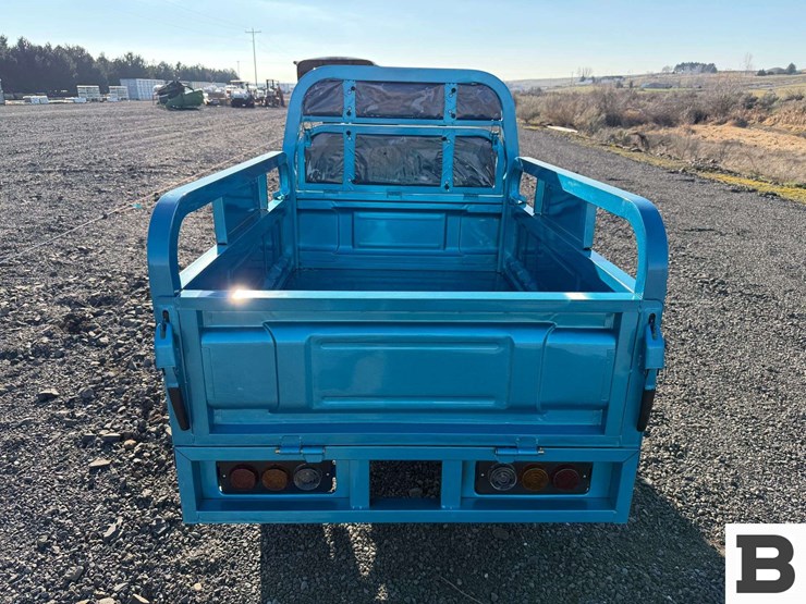 2025-ir-iret13-electric-tricycle-image-4