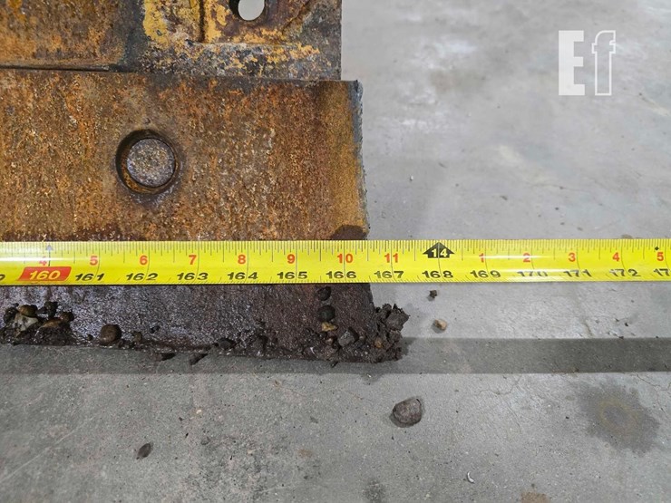 2006-caterpillar-140h-image-45