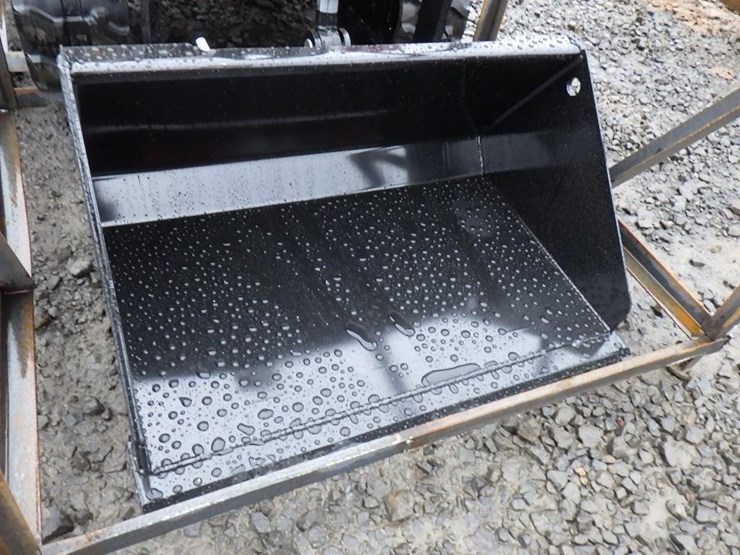 2025-agt-mx-crt23-skid-steer-tracked-loader-image-5