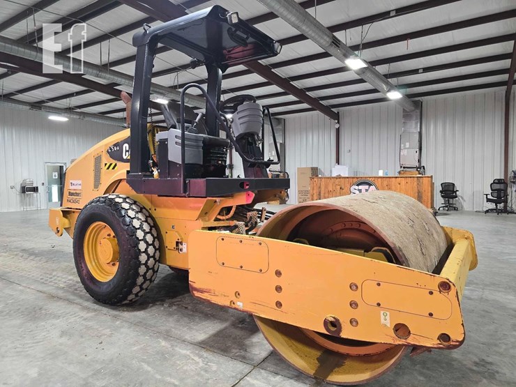 2013-caterpillar-cs44-image-2