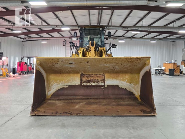 2012-caterpillar-972k-image-7