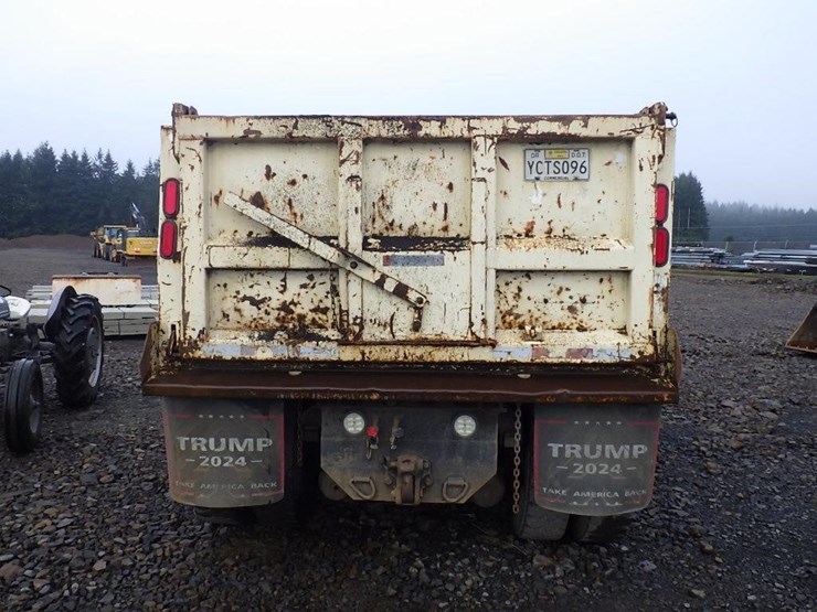 1990-peterbilt-379-image-6