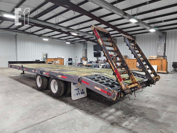 28-foot-tandem-dual-flatbed-trailer-image-4