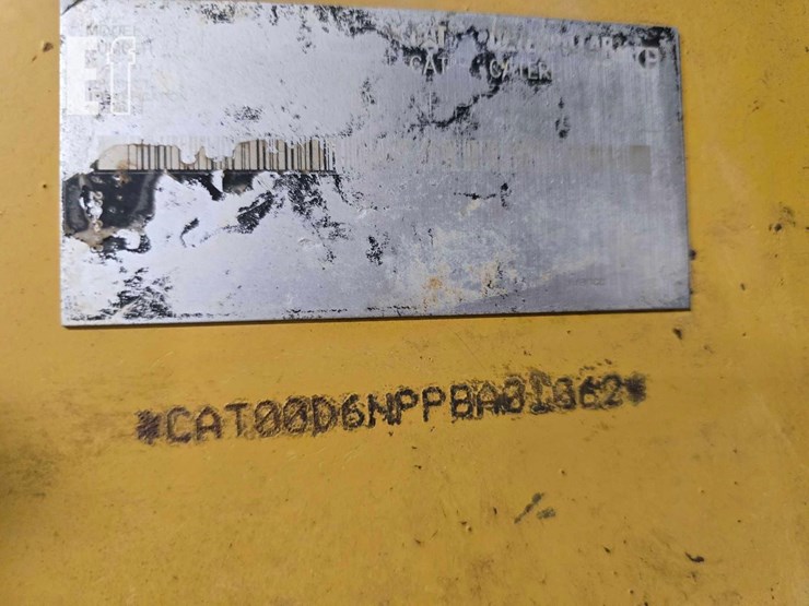 2013-caterpillar-d6n-lgp-image-31