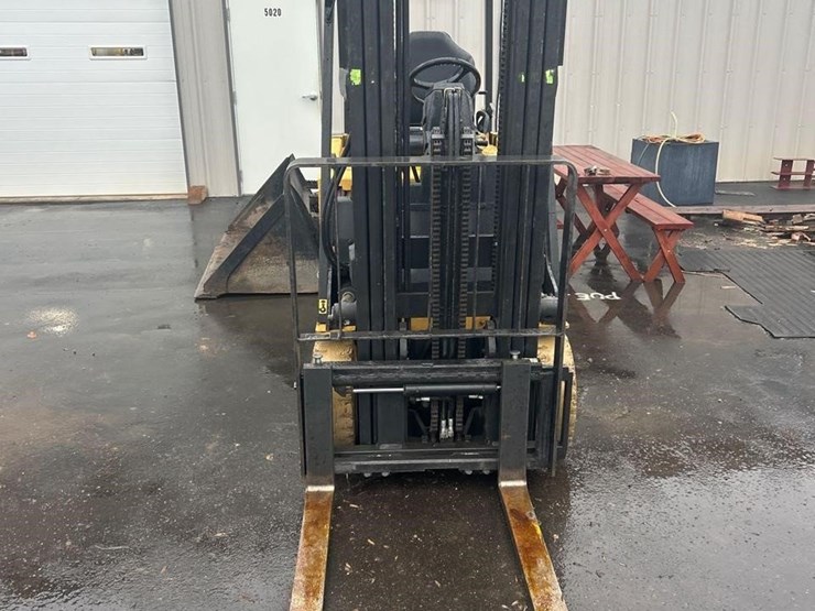 caterpillar-electric-forklift-image-5