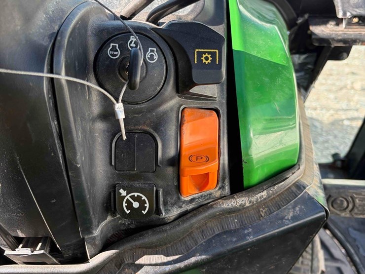 john-deere-x739-image-15