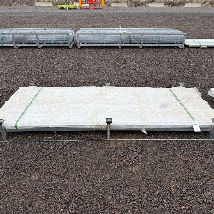 8'x3' White Metal Panels