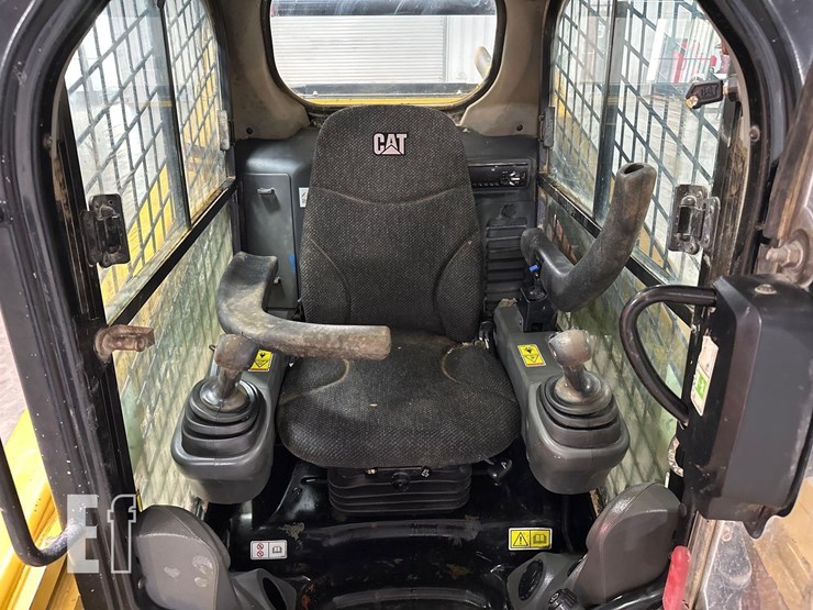 2018-caterpillar-259d-image-14
