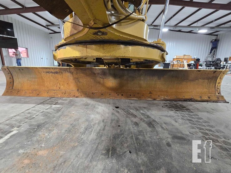 2006-caterpillar-140h-image-44