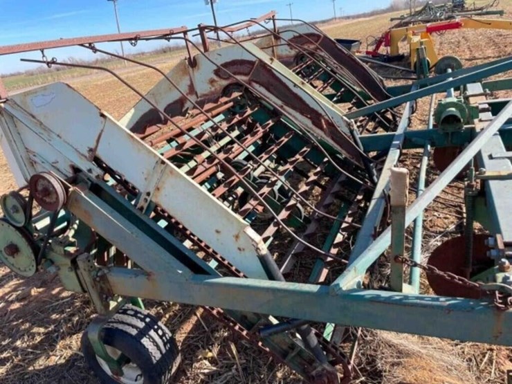 kmc-peanut-digger-image-5