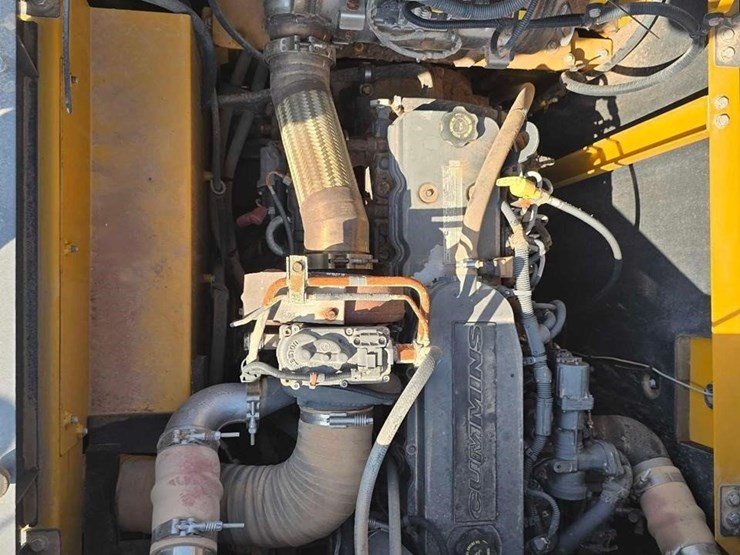 2022-xcmg-xe210u-image-27