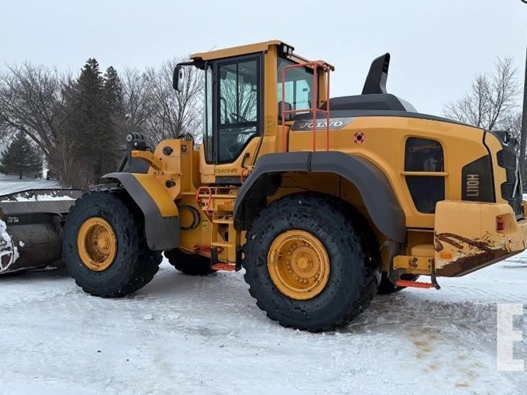 2017-volvo-l110h-image-4