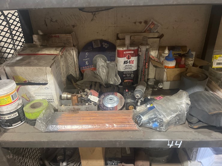 #44-•-metal-locking-cabinet-with-contents-image-5