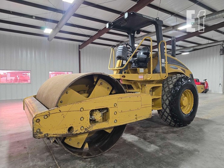 2003-caterpillar-cs-563e-image-1